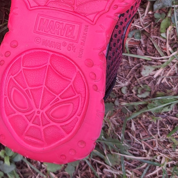 Marvel Spider-Man Toddler's Shoes - Picture 8 of 8